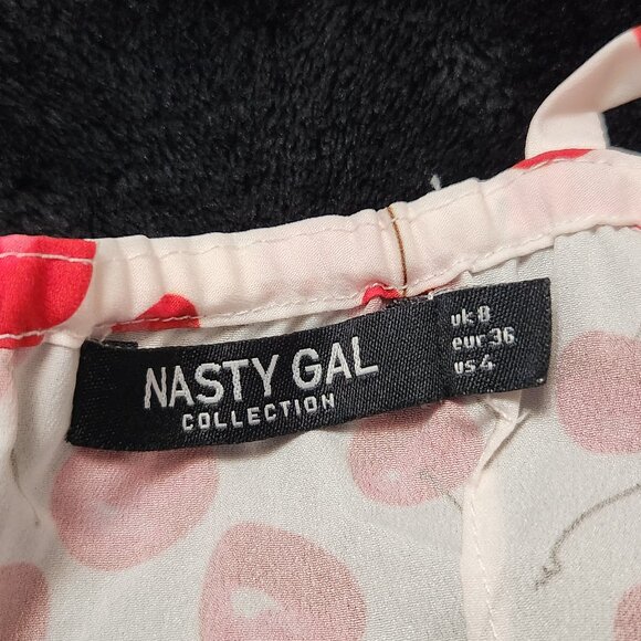 Cherry Mini Dress Nasty Gal - Picture 2 of 8